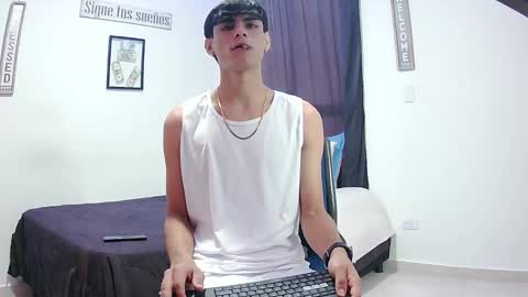 harry thomson online show from November 30, 2025, 1:48 pm