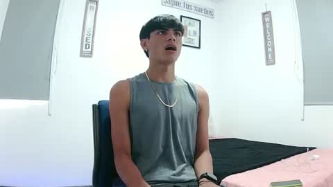 Snapshot of harrythomson1 chatting on August 8, 2026, 4:09 pm harry thomson online show from August 8, 2026, 4:09 pm