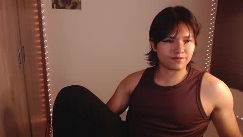 Snapshot of haru_boi chatting on May 17, 2026, 5:38 am Haru online show from May 17, 2026, 5:38 am
