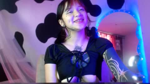 Im Emily and I could be the love of your life    online show from October 25, 2025, 9:09 pm