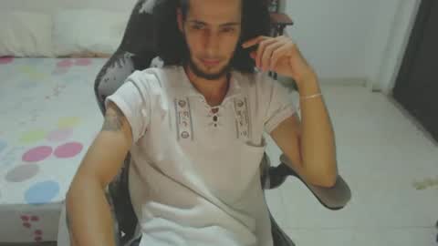 Hasani online show from October 19, 2025, 4:57 am