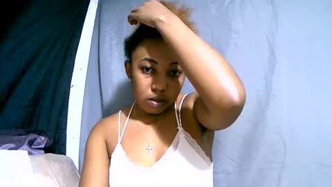 hasimina09 online show from October 3, 2025, 1:30 pm