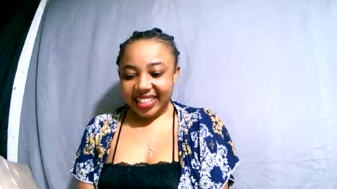 hasimina09 online show from October 8, 2025, 1:03 am