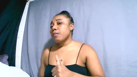 hasimina09 online show from October 20, 2025, 11:54 am