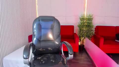 HasleyCarter online show from January 6, 2026, 11:18 pm