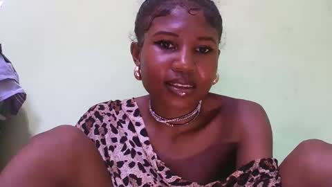 Snapshot of hasleyinah chatting on April 1, 2026, 1:41 pm hasleyinah online show from April 1, 2026, 1:41 pm