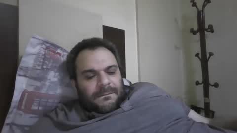 hassansalah30 online show from February 3, 2025, 8:57 pm