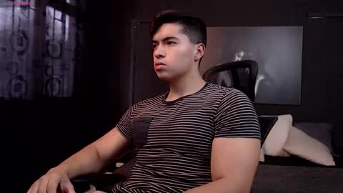 Snapshot of hat_guy01 chatting on March 4, 2026, 8:26 pm hat_guy01 online show from March 4, 2026, 8:26 pm