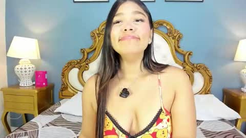 Snapshot of hatsajones chatting on February 19, 2026, 4:08 am hatsajones online show from February 19, 2026, 4:08 am