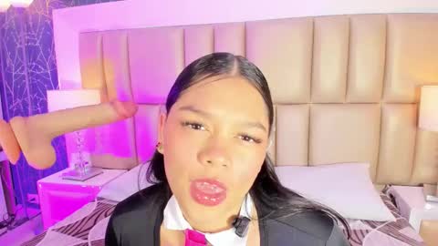 Snapshot of hatsajones chatting on March 5, 2026, 4:52 am hatsajones online show from March 5, 2026, 4:52 am