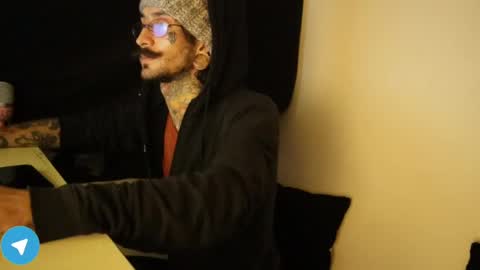 More content   2   online show from January 24, 2025, 2:07 am