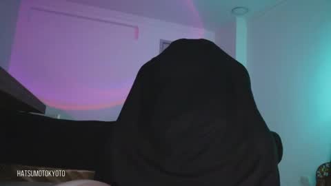 More content   2   online show from October 11, 2025, 5:50 am