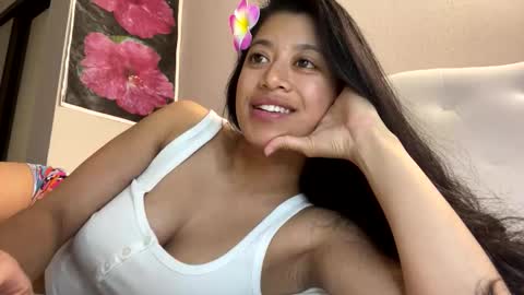 hawaiigirl_ online show from January 7, 2026, 6:05 am