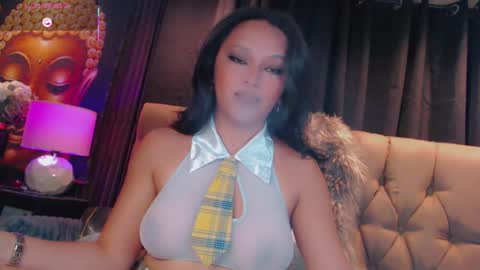 Snapshot of hay_fa chatting on April 7, 2026, 2:01 am HAYFA online show from April 7, 2026, 2:01 am