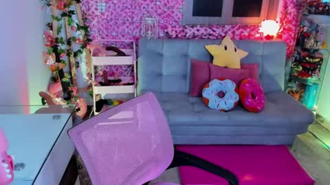  Hayami Dai  online show from December 16, 2024, 4:23 am