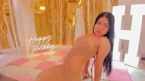 Hayami  online show from November 25, 2025, 1:44 pm