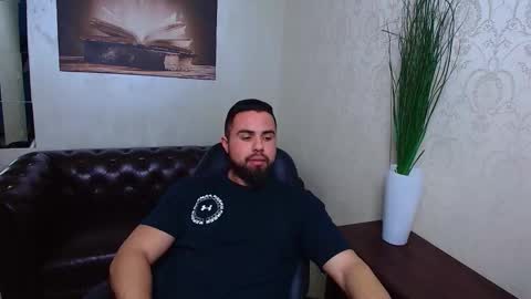 HayesWood online show from February 3, 2026, 6:40 am