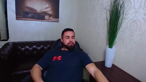 HayesWood online show from February 4, 2026, 6:08 am