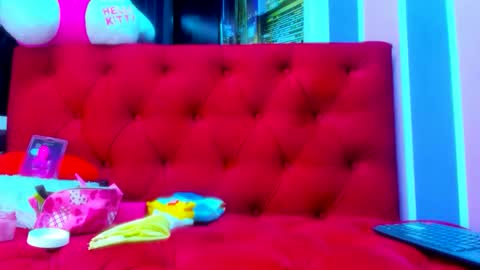 hayley miller online show from December 1, 2025, 1:21 am