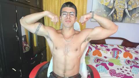 Snapshot of hazbinstudio chatting on October 29, 2025, 10:44 pm hazbinstudio online show from October 29, 2025, 10:44 pm