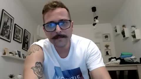 haze_john online show from April 25, 2026, 9:34 pm