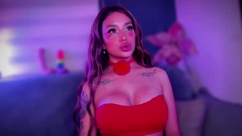 Marie online show from January 30, 2025, 5:19 am