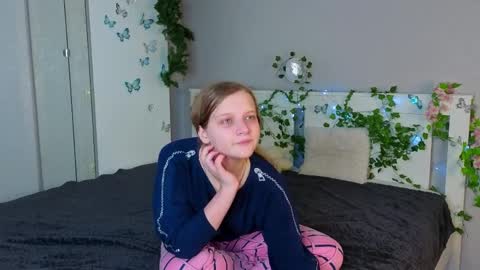 Jenny online show from March 30, 2026, 3:35 pm