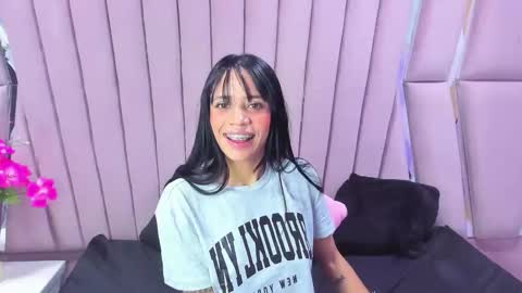 hazel_18_ online show from November 21, 2025, 3:00 pm