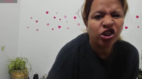 hazel online show from October 2, 2025, 9:05 am