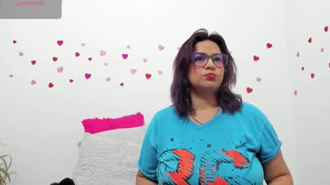 hazel online show from December 22, 2025, 8:55 am