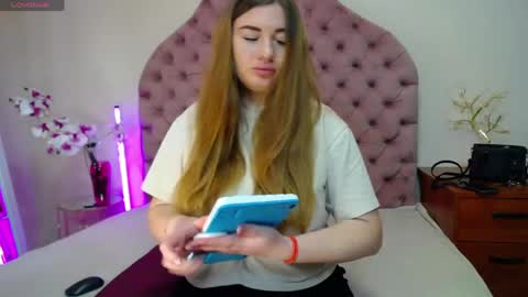 Agata online show from May 10, 2026, 6:18 am