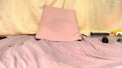 kataleya online show from December 19, 2024, 1:50 am