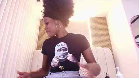 kataleya online show from April 25, 2026, 7:11 pm