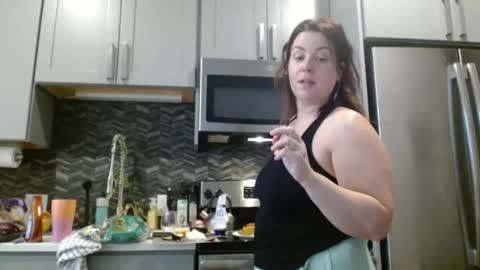 Hazel online show from February 28, 2025, 10:39 pm