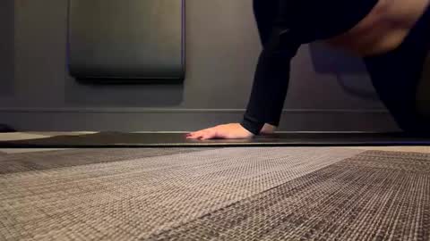 Hazel online show from October 29, 2025, 2:08 pm