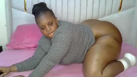 hazel_spanky online show from January 7, 2025, 9:03 pm