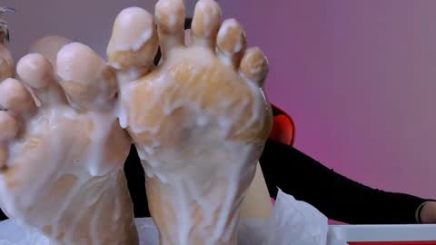 Snapshot of hazel_sullivan chatting on March 1, 2025, 3:16 pm Hazel online show from March 1, 2025, 3:16 pm
