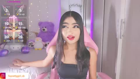 Snapshot of hazelbabee_ chatting on October 21, 2025, 7:42 am Lynn online show from October 21, 2025, 7:42 am