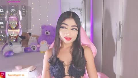 Snapshot of hazelbabee_ chatting on October 22, 2025, 8:03 am Lynn online show from October 22, 2025, 8:03 am