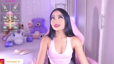 Snapshot of hazelbabee_ chatting on April 13, 2026, 10:21 am Lynn online show from April 13, 2026, 10:21 am