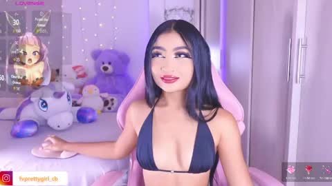 Snapshot of hazelbabee_ chatting on April 24, 2026, 8:11 pm Lynn online show from April 24, 2026, 8:11 pm