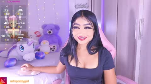 Snapshot of hazelbabee_ chatting on May 30, 2026, 8:55 am Lynn online show from May 30, 2026, 8:55 am