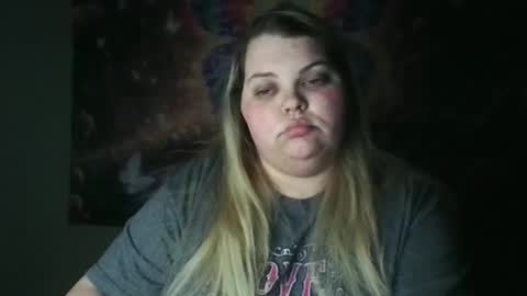 Hazeleyez97 online show from October 28, 2025, 11:07 pm