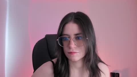 Snapshot of hazelkush00 chatting on September 22, 2025, 4:20 pm HazelKush online show from September 22, 2025, 4:20 pm