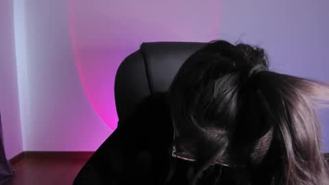 Snapshot of hazelkush00 chatting on September 23, 2025, 8:01 pm HazelKush online show from September 23, 2025, 8:01 pm