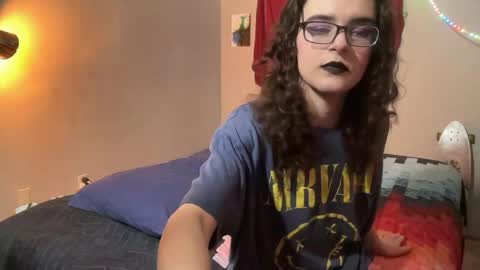 Snapshot of hazelpeppermint chatting on May 28, 2026, 4:48 pm Hazel online show from May 28, 2026, 4:48 pm