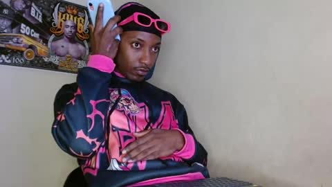 hazlan_420 online show from September 15, 2025, 11:21 am