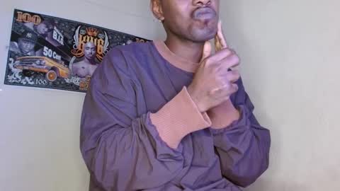 hazlan_420 online show from October 16, 2025, 11:22 am