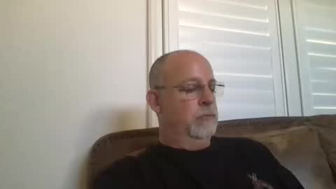 Hdeuce22 online show from October 16, 2025, 5:25 pm