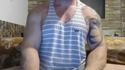 Snapshot of healedcarioca chatting on October 8, 2025, 1:36 am Brazilian bigdick online show from October 8, 2025, 1:36 am
